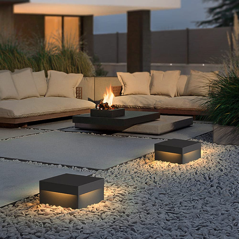 Vela Solar Light