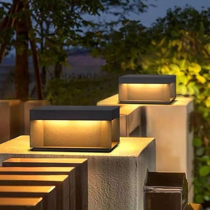 Vela Solar Light