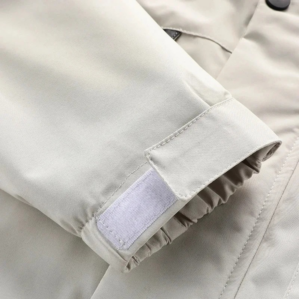 Benny |  Comfortable Wind And Waterproof Outdoor Jacket